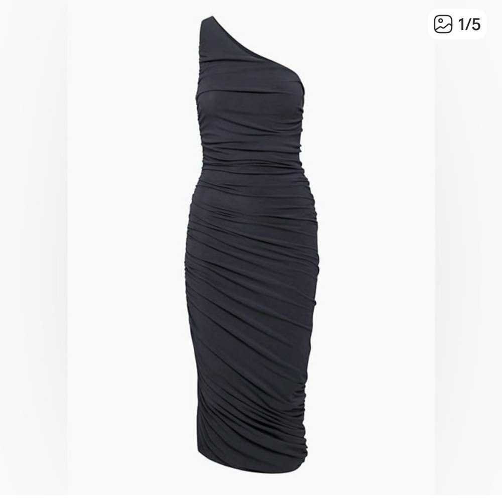 Aritzia TEN by Babaton Vertigo One Should Midi Dress‎ NWT